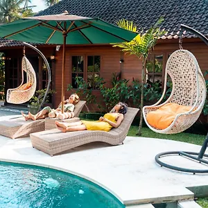  Villa Waturenggong Indonesia